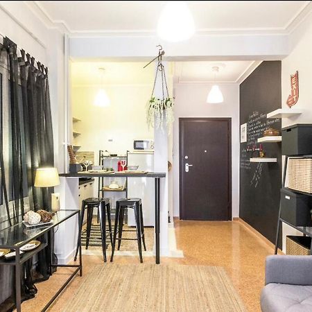 Luxuriously Central Studio In The Heart Of Aten Exteriör bild
